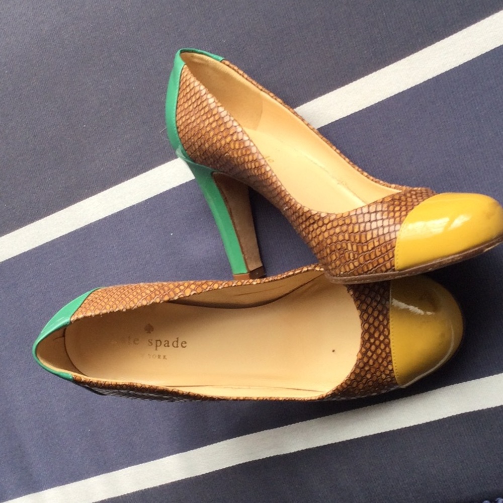 Kate spade New York tri color heels
